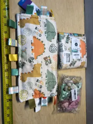 2 taffies original, package of 15 bows