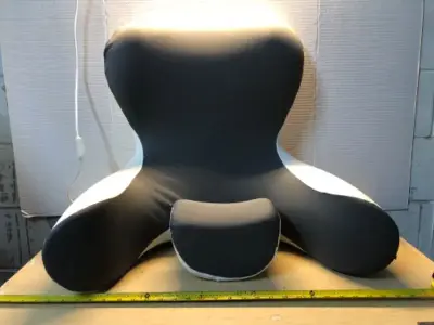 Back pillow with leg rest