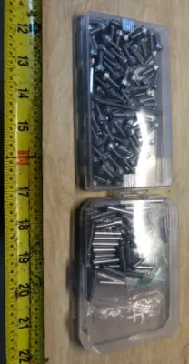 100 pcs. Hex socket head cap screws, 50 pcs. Peg pin rod fasten elements