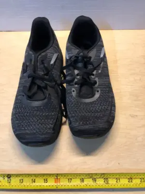 Men’s black shoes size (44.5) us size 10 1/2 or 11