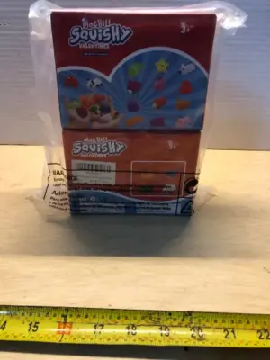 2 boxes squishy valentines
