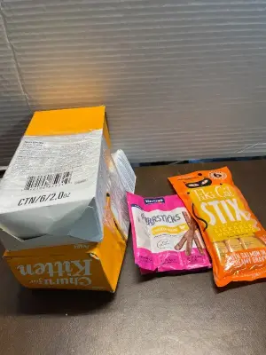 bundle of cat treats