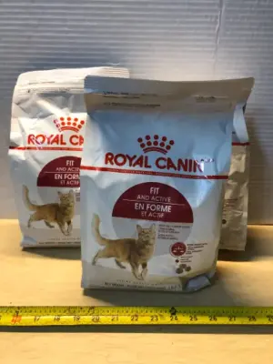 3 bags 3lb royal canin fit and active cat food exp:5/15/26