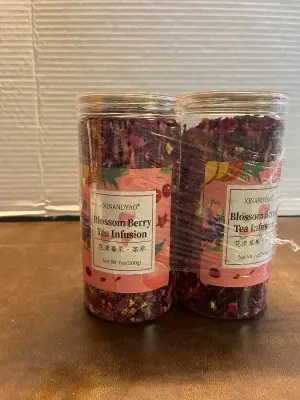 2 blossom berry tea infusion
