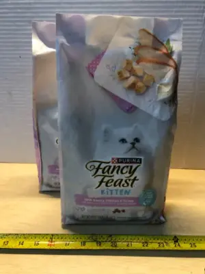 2 bags 48oz fancy feast cat food exp:4/26