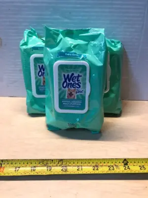 3 packs wet ones for pets