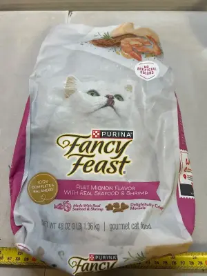 48 oz fancy feast 01/27