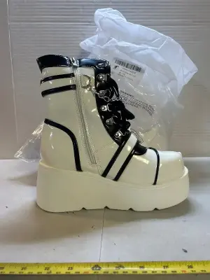 size 8.5 platform boots