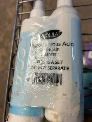 hypochlorous acid face and skin cleanser