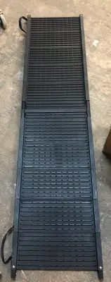 Folding dog ramp