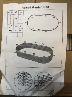 Raised garden bed