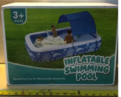 Inflatable swimming pool