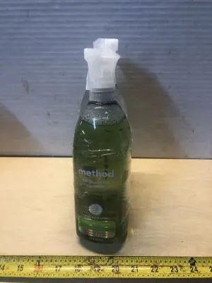 2 bottles 28oz method all purpose cleaner and daily shower cleaner