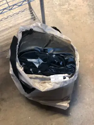 Air mattress unknown size and untested