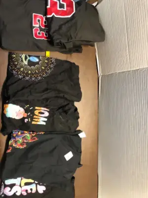 Youth small outfit, 4 youth tshirts