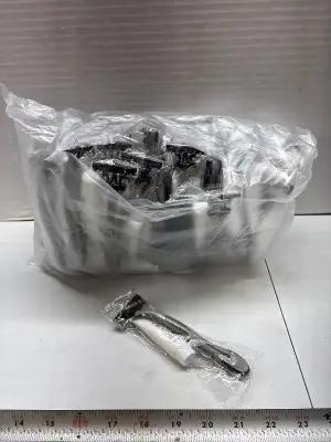 Large bag of razors