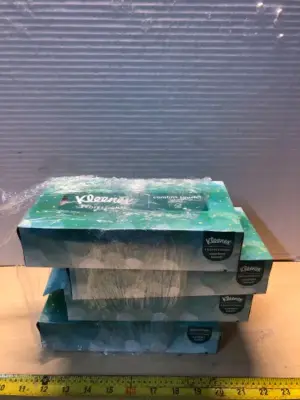 Kleenex tissues (4)