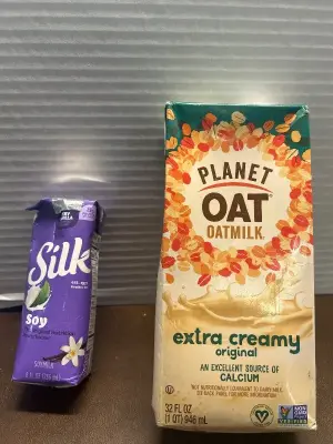 1 qt oatmilk and 5 pack soy milk