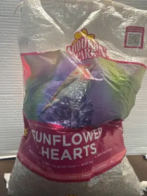 15 lbs sunflower hearts bird seed