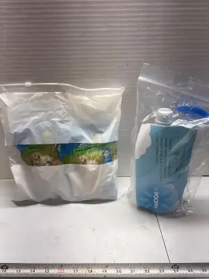 6pk dog treats and pooph spray