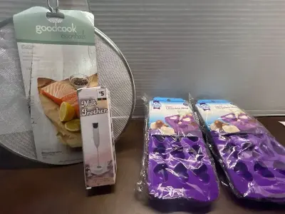 splatter screen, milk frother, 8ct candy chocolate heard shaped molds