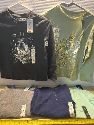 Boys long sleeve t shirts (5)(M)