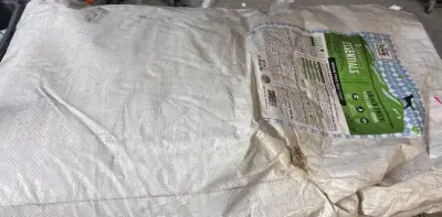 40lbs Naked essentials Grain free dog food exp:06/26