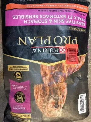 16lb Purina Pro plan sensitive Skin & stomach exp:06/27