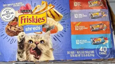 40pk Friskies shreds exp:11/26