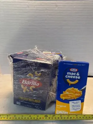 Elbow noddles & Mac & cheese