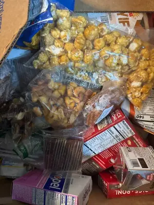 Box of food & drink mix