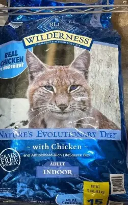 15LB Blue buffalo adult car food exp:04/27