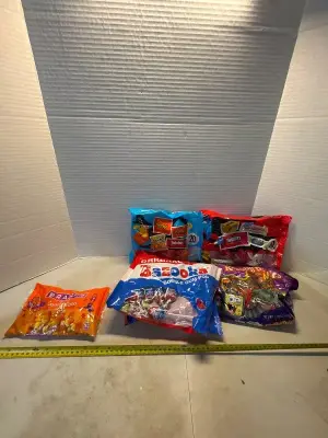 Candy assortment Krabby patties mix