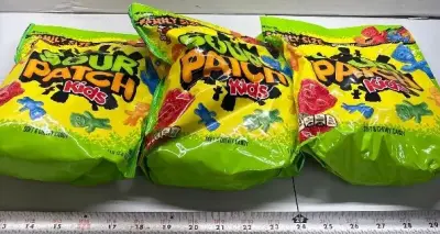 3pk Sour patch kids exp:04/26