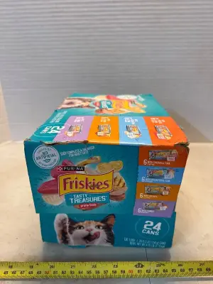 Purina friskies cat food 24 cans