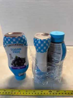 Smukers Concord grape jam apr-8-26