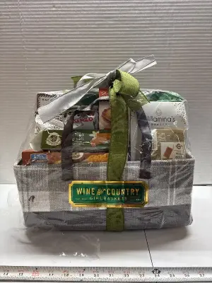 Snack gift box