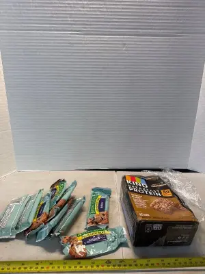 Muffin bars & breakfast protein bars