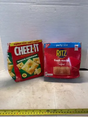 Ritz crackers & snack crackers