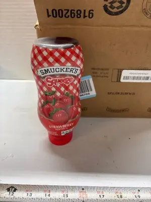 12ct smuckers squeeze exp:10/26