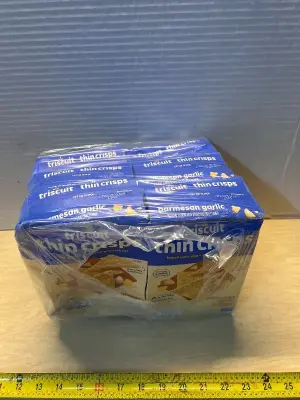 Triscuit thin crisps (6)(exp: 12/17/25)
