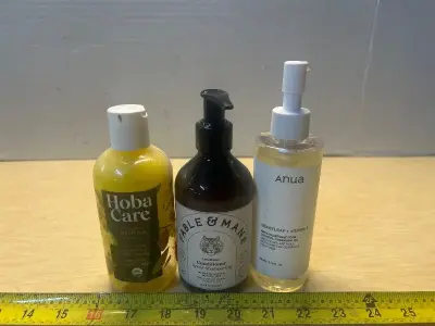Jojoba extract , conditioner and facial cleansing oil
