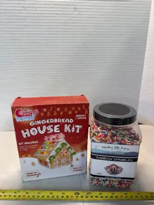 Rainbow sprinkles & gingerbread house kit