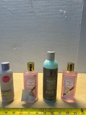 Cashmere body oil , peppermint&aloe and vanilla bubble bath (2)