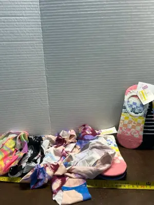 4 large pairs of under wear 7 pairs of womens socks