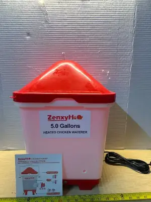 5 gal chicken waterer ( missing cups (2))