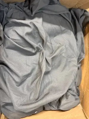 Grey comforter set (unknown size)