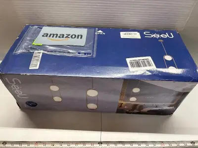 Pendent light fixture