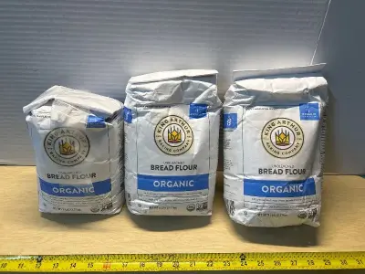 Organic bread flour (3)(10/25/26)