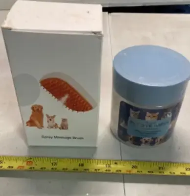 Pet Eye wipes and Massage Brush